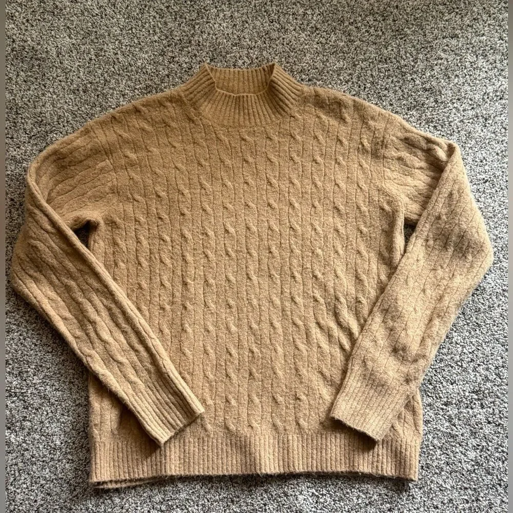 J. CREW Wool Blend extra soft Cable Knit Pullover Sweater in camel tan Small